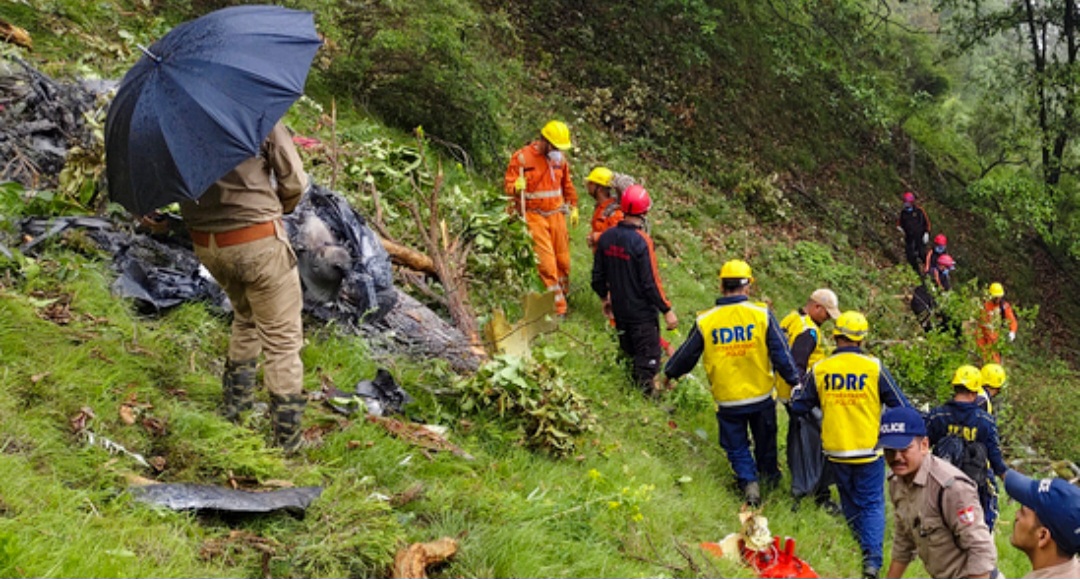 Another Plane Crash in India: 7 Dead, Including Child, as Helicopter Goes Down Near Kedarnath
